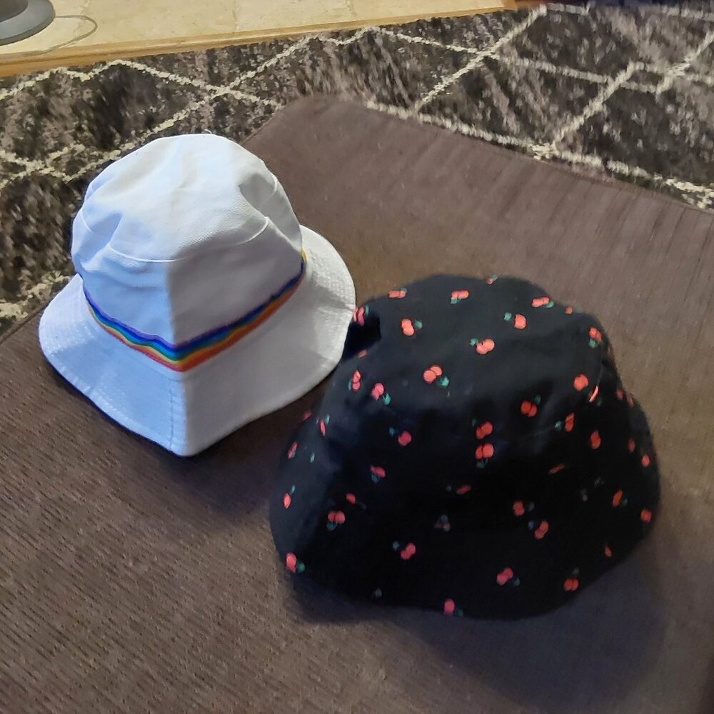 Bucket hats
